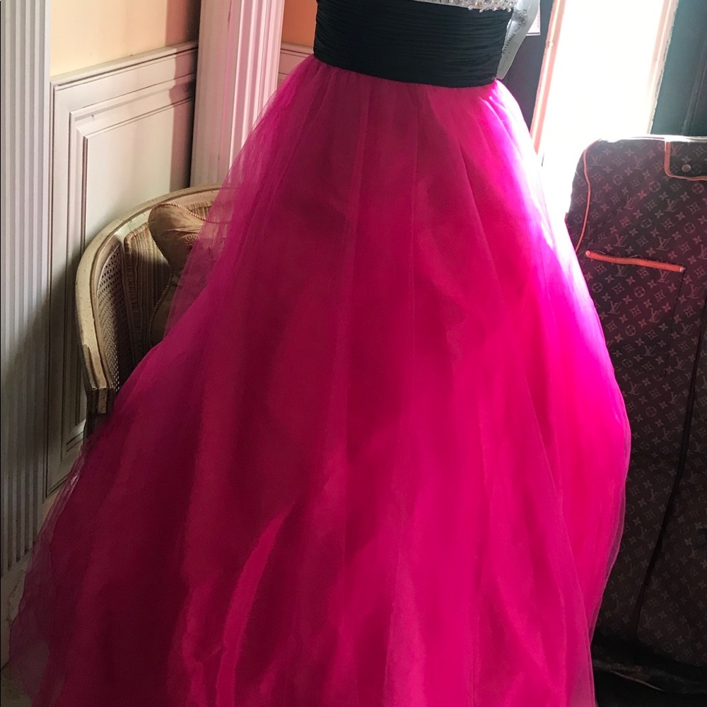 New David’s Bridal Formal Sequins Top Dress - Picture 5 of 7